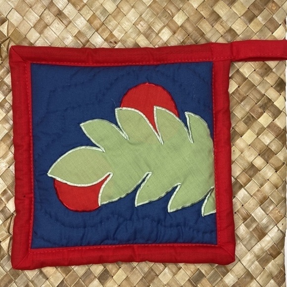 Hawaiian Tropical Leaf Textile Art Embroidered Pot Holder NWT - Picture 4 of 5